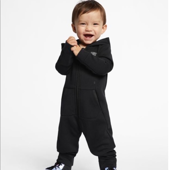 Nike Other - nike tech pak baby